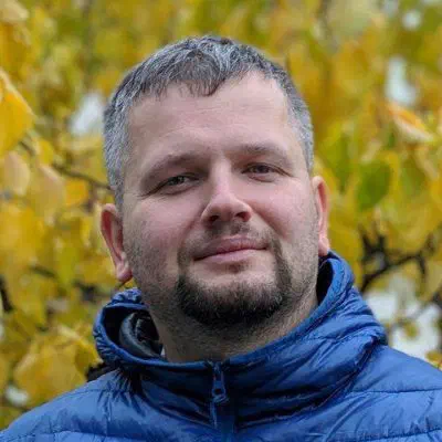 Photo of /images/speakers/aliaksandr_valialkin.jpg