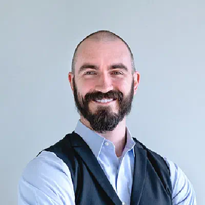 Photo of /images/speakers/chris-hazard.jpg
