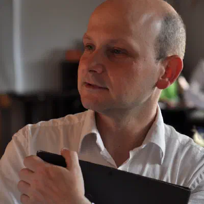 Photo of /images/speakers/jarek-potiuk.jpg
