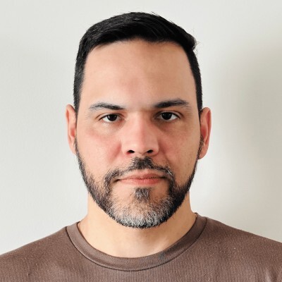 Michael Molina