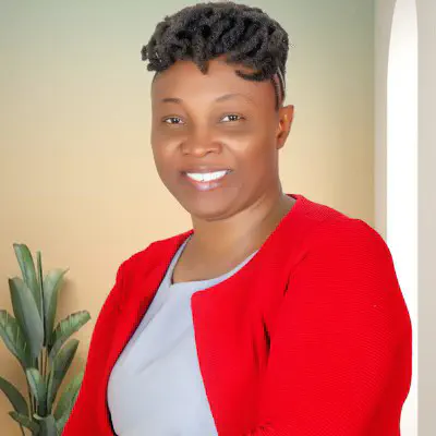 Photo of images/speakers/peculiar-c-umeh.jpg