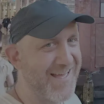 Photo of images/speakers/russell-spitzer.jpg