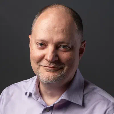 Photo of /images/speakers/timothy-spann.jpg